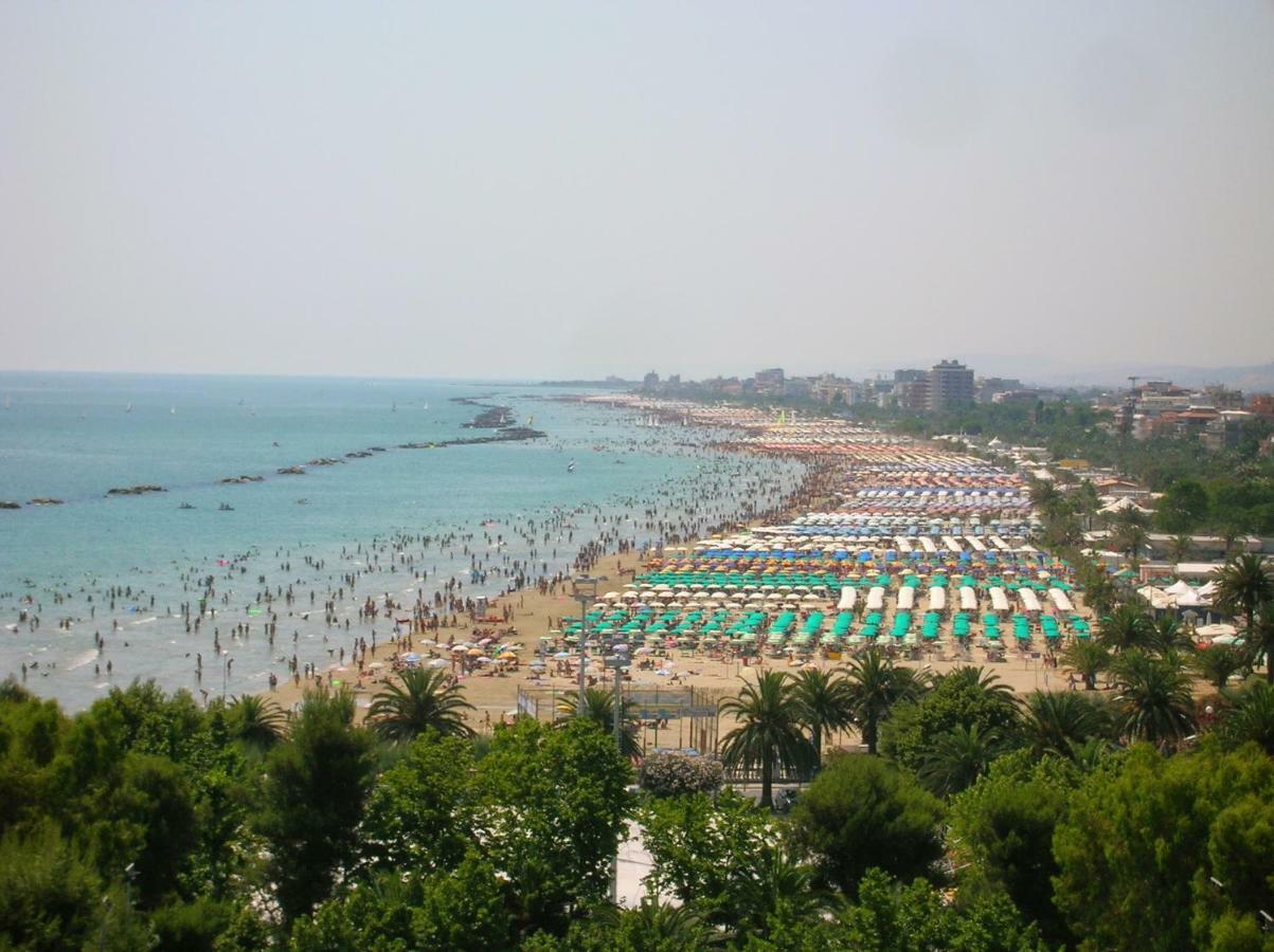 Casavacanze Estate 2 San Benedetto del Tronto Exterior photo